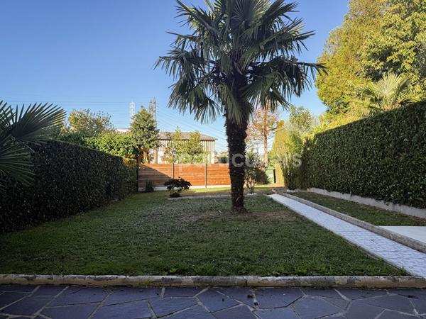 Vente
                Maison88,5 m² - 6 Pièces -
                    AGNEAUX (50180)