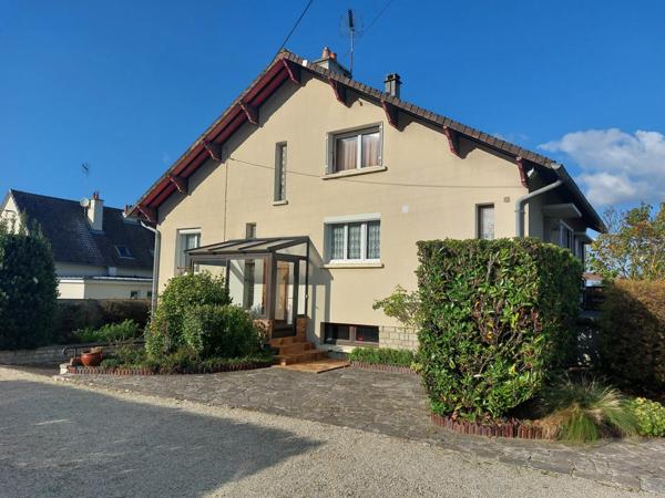 Rare sur le secteur : maison de 126 m² à fort potentiel sur 1 300 m² de terrain, à rénover selon vos envies à Saint-Vigor-le-Grand !