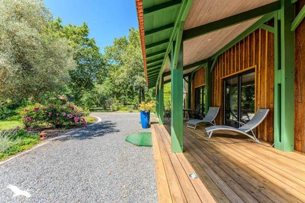 Maison à vendre |  Gujan-Mestras |  5 pièces | 292 m²