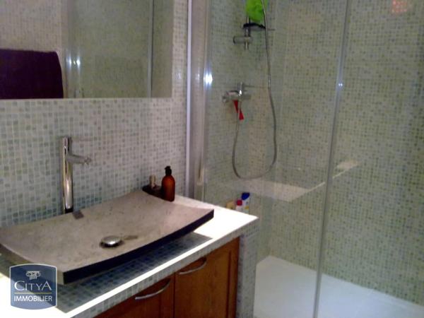Appartement à louer 3 pièces 70.5m² Les Pennes-Mirabeau (13170)