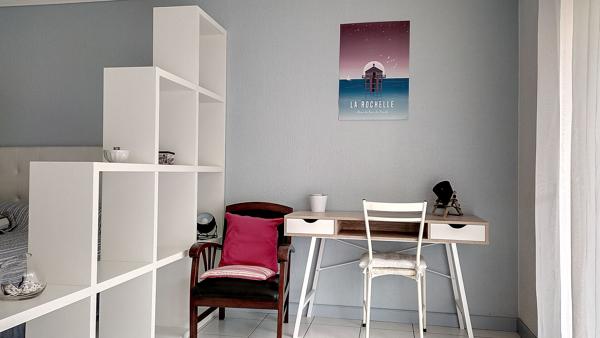A LOUER - Studio meublé à La Rochelle - La Genette