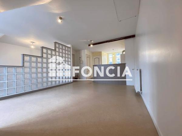 Location Studio 52.1 m² - 18 RUE DU 11 NOVEMBRE Lisieux 14100