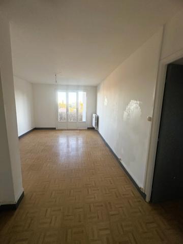 À louer – Appartement T3 lumineux avec balcon et cave – Résidence Les Salins, Hyères