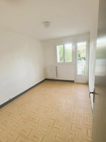 À louer – Appartement T3 lumineux avec balcon et cave – Résidence Les Salins, Hyères