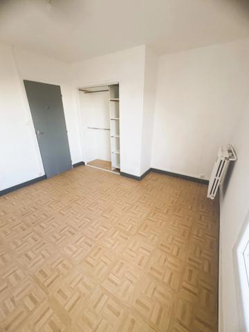 À louer – Appartement T3 lumineux avec balcon et cave – Résidence Les Salins, Hyères