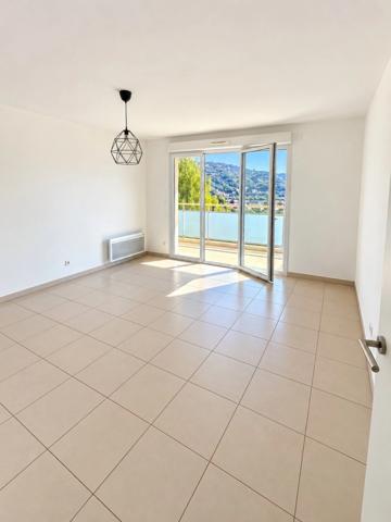 Appartement à vendre 2 pièces CARROS LES PLANS