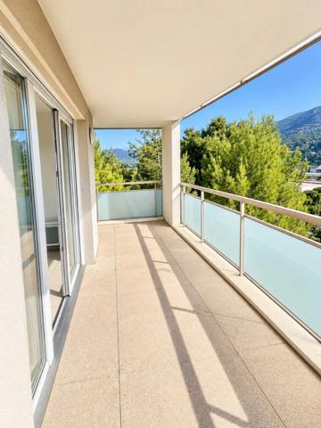 Appartement à vendre 2 pièces CARROS LES PLANS
