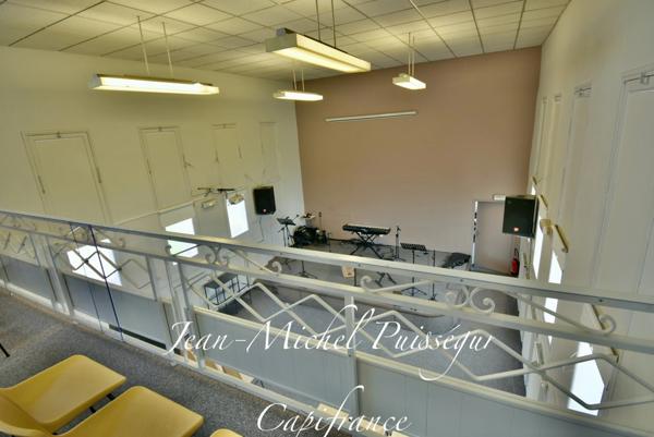 Dpt Haute Garonne (31), à vendre SAINT GAUDENS Local Professionnel 170m2 + Stationnement Aérien