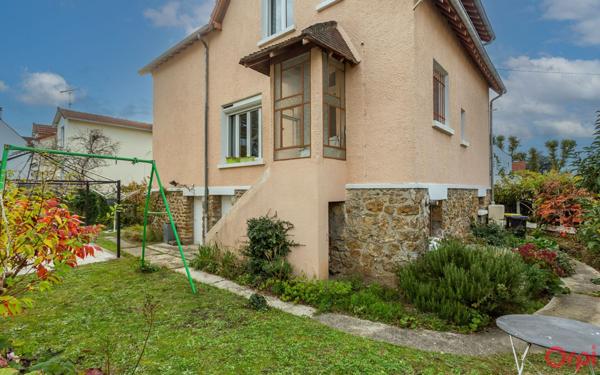 Maison à vendre    6 pièces • 105 m2 Sainte-Geneviève-des-Bois