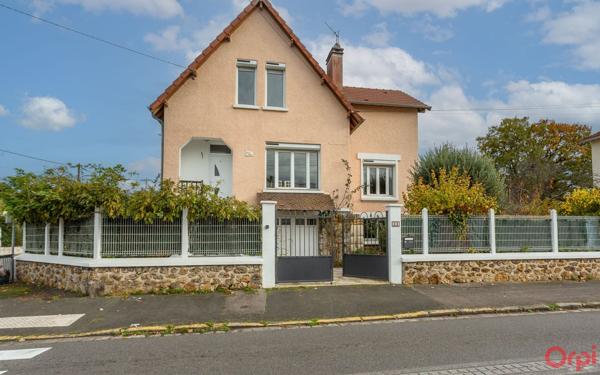 Maison à vendre    6 pièces • 105 m2 Sainte-Geneviève-des-Bois