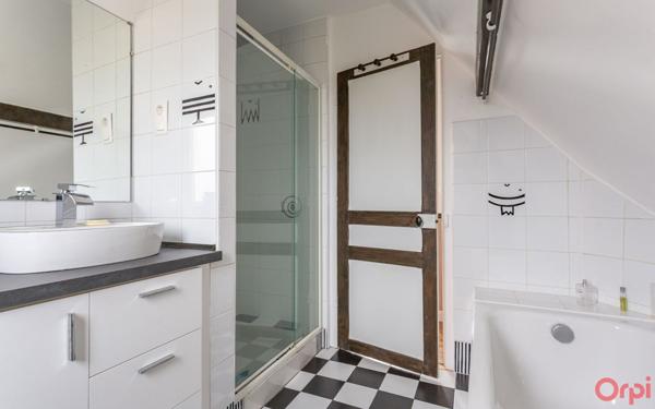 Maison à vendre    6 pièces • 105 m2 Sainte-Geneviève-des-Bois