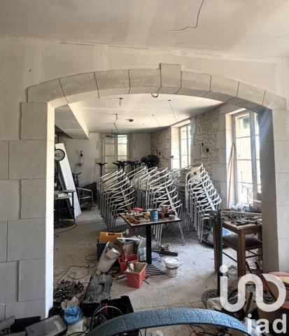 Immeuble à vendre 300 m² Saintes