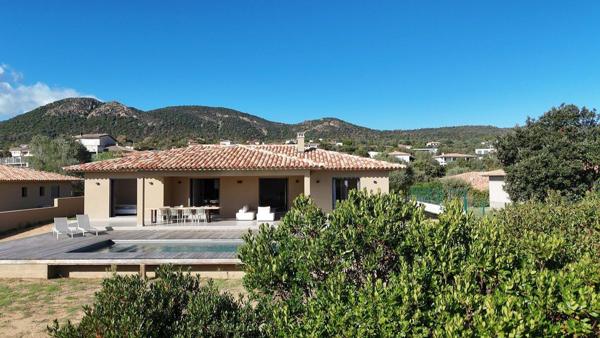 Très belle villa T5 à 1minute de la plage de Faute