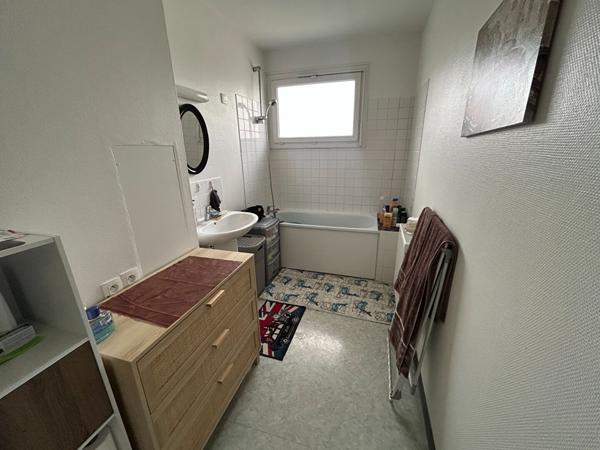 Rennes - Appartement T4 - 75 m² - Balcon - Villejean - Cave - Investisseur