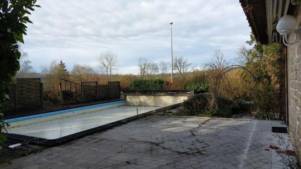 Maison Polaincourt Et Clairefont 10 pièce(s) 331 m2 jardin dépendance piscine