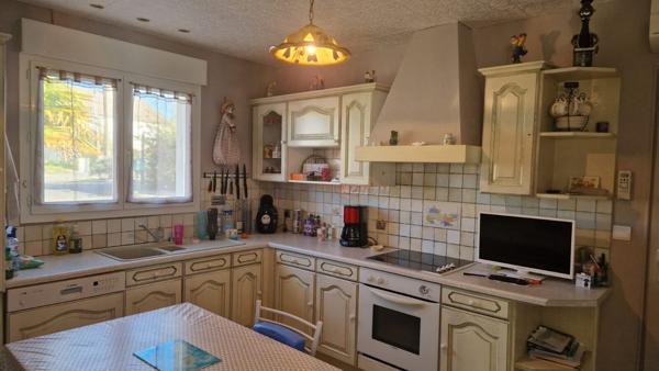 Maison 150 m² avec Piscine La Bazoge Montpincon 150 m²