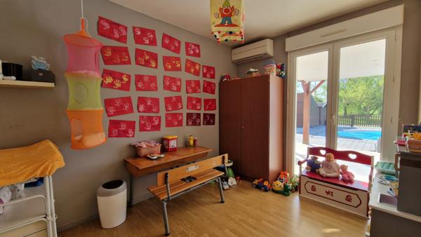 Maison 150 m² avec Piscine La Bazoge Montpincon 150 m²