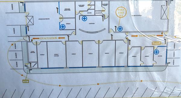 Entrepôt de 768 m² avec bureaux et ateliers en très bel état