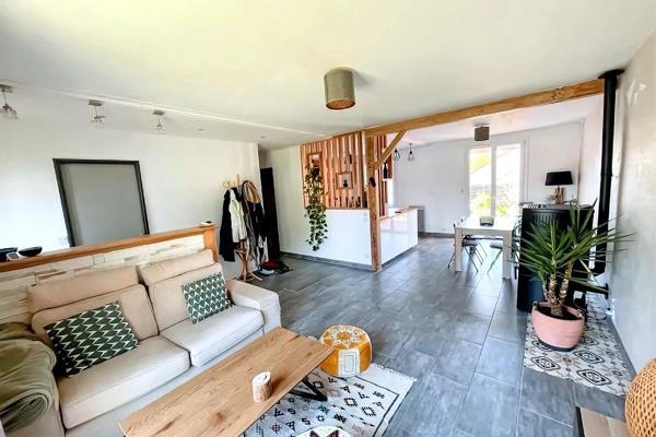 PONT SAINT MARTIN BOURG - PLAIN PIED 90M³ 3 CHAMBRES ET JARDIN