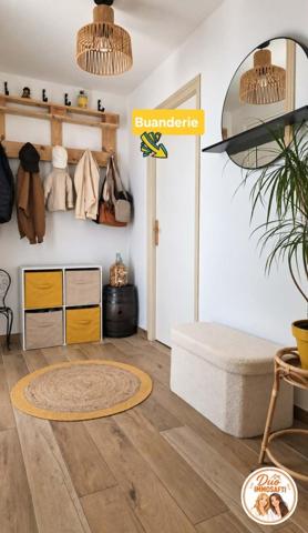 Un appartement au calme qui a tout d'une maison avec vue dégagée.