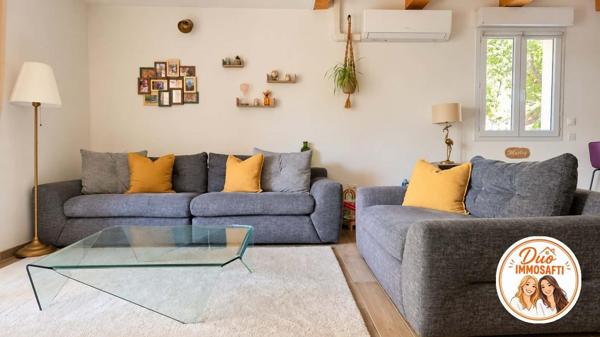 Un appartement au calme qui a tout d'une maison avec vue dégagée.