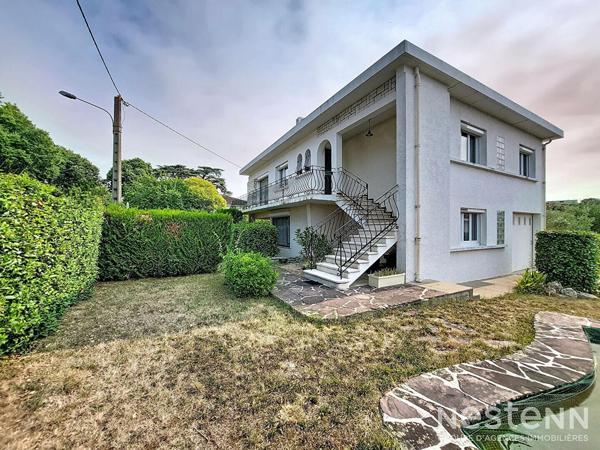 A Vendre Maison de 155 m² avec possibilité de deux habitations et jardin à Condom