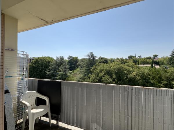 Appartement
         3 pièces
        - 63 m² 85 000 € *