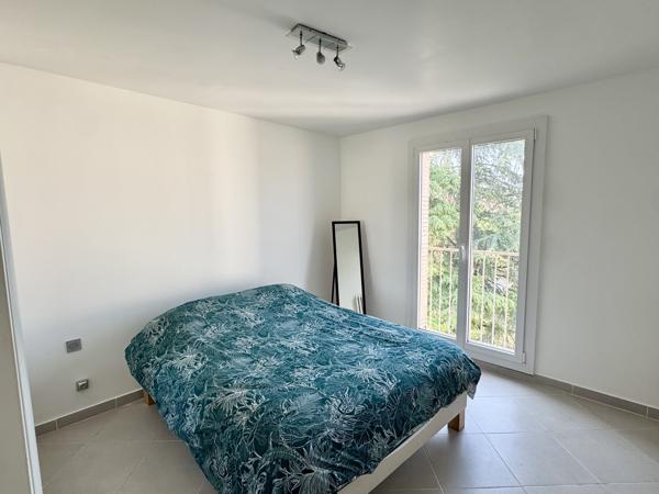 Appartement
         3 pièces
        - 63 m² 85 000 € *