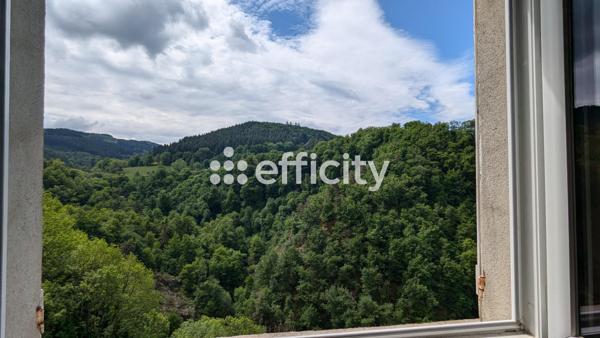 Maison 6 pièces - 130 m² Exclusivité efficity