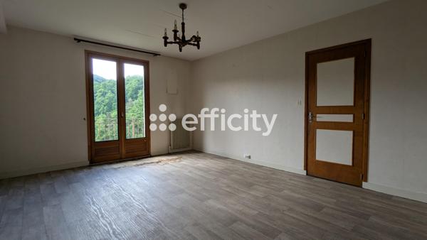 Maison 6 pièces - 130 m² Exclusivité efficity