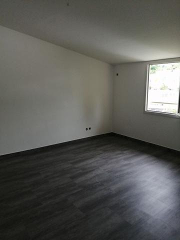 Location Appartement110 m² - 4 Pièces - ST DENIS (97400)
