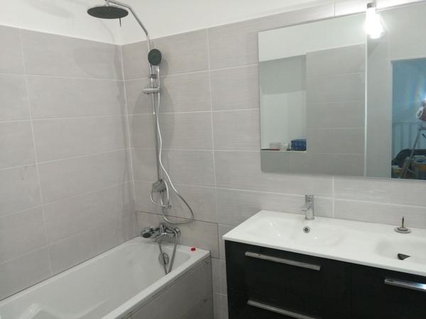 Location Appartement110 m² - 4 Pièces - ST DENIS (97400)