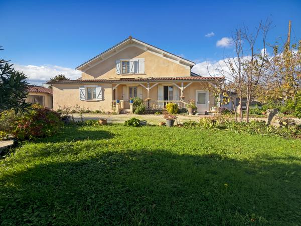 Ambérieux (69480) Charmante maison familiale de 120 m² avec dépendance et grand jardin – Ambérieux-d’Azergues (69480)