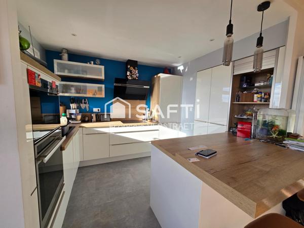 Appartement  de standing T5 , 3 chambres proche de la mer