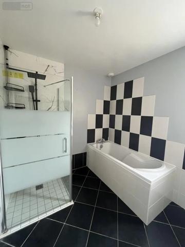 Location - Maison Évron 53150 134 m 2 519 m 2