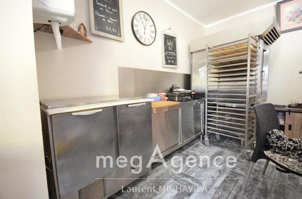 Fonds De Commerce à Villeneuve-lès-Béziers, 34420 - 3 pièces 61m²
