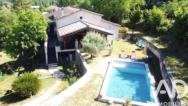 Maison à vendre 5 pièces 186,6 m² Lablachère