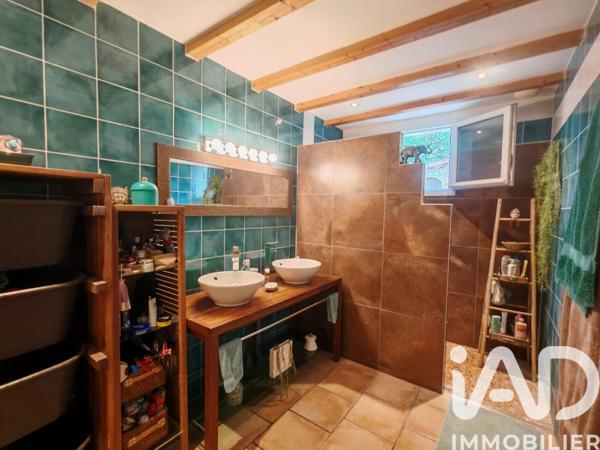 Maison à vendre 5 pièces 186,6 m² Lablachère