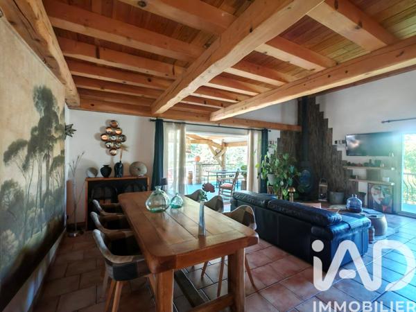 Maison à vendre 5 pièces 186,6 m² Lablachère