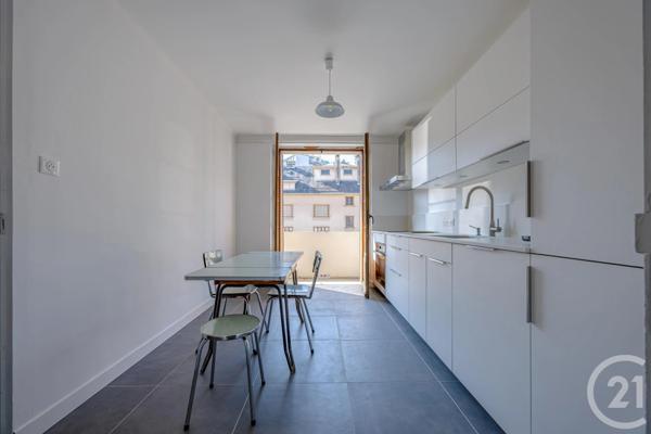 Appartement T3 à vendre  3 pièces - 95,49 m 2   CHAMBERY  - 73