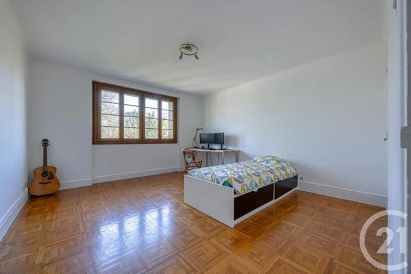 Appartement T3 à vendre  3 pièces - 95,49 m 2   CHAMBERY  - 73