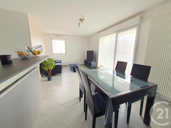 Appartement T3 à vendre  3 pièces - 63,91 m 2   RUMILLY  - 74