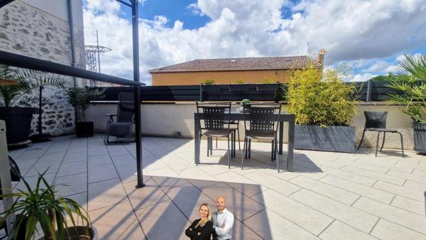 Maison de ville avec exterieur et garage