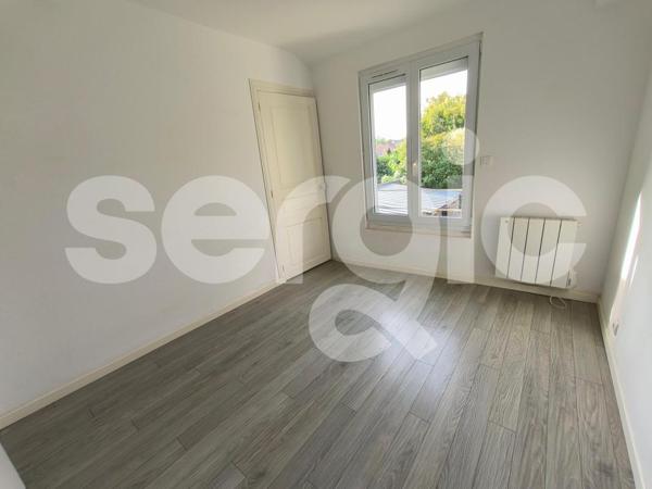 Location 3 Pieces 51 44300 Nantes 24 0486 01 0015
