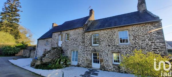 Longère 5 pièces de 139 m² à Trélivan (22100)