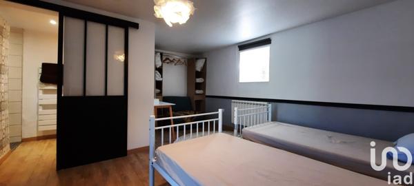 Longère 5 pièces de 139 m² à Trélivan (22100)