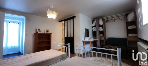 Longère 5 pièces de 139 m² à Trélivan (22100)