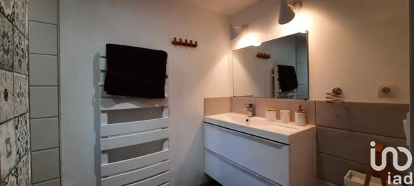 Longère 5 pièces de 139 m² à Trélivan (22100)