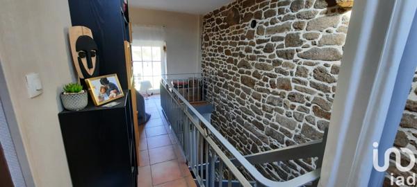 Longère 5 pièces de 139 m² à Trélivan (22100)