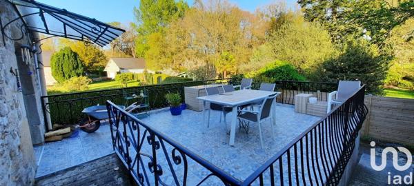 Longère 5 pièces de 139 m² à Trélivan (22100)